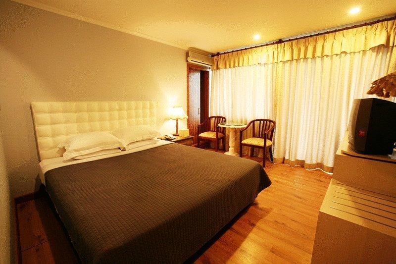 Lake Hills Hotel Songnisan Boeun Kamer foto